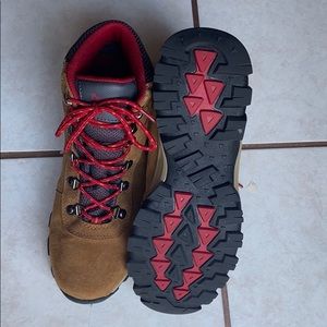 bearpaw hayden women's hiking boots
